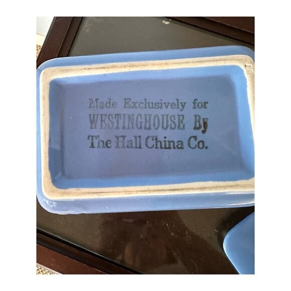 Vintage Art Deco Hall China Delphinium Blue Phoenix cov'd Refrigerator Dish - Picture 9 of 13